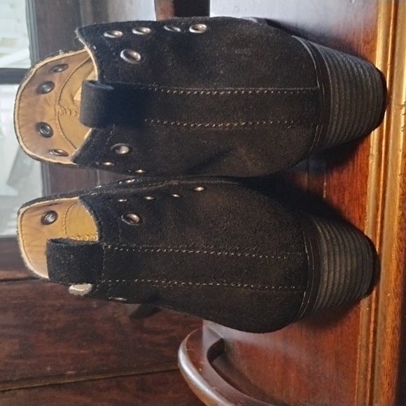 Skechers Lasso Auger Ankle Boots Black Suede Eyelets Memory Foam  Women's Size 9 - Picture 5 of 9